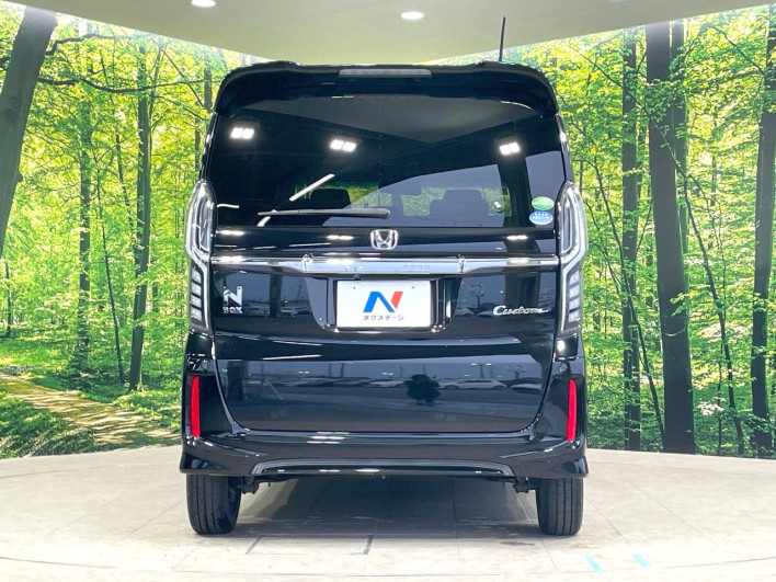 2018 Honda N-BOX CUSTOM DBA-JF3 (UW-69f6bc29a1121)[7]