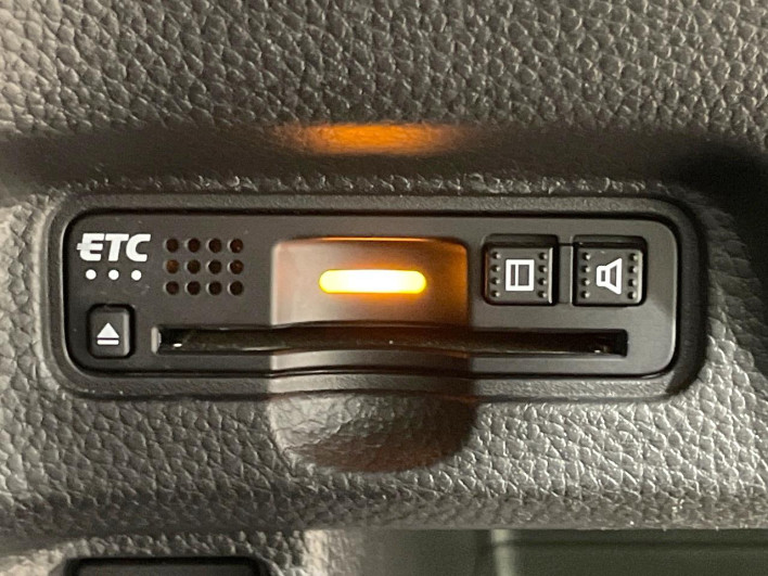 2018 Honda N-BOX CUSTOM DBA-JF3 (UW-69f6bc29a1121)[27]