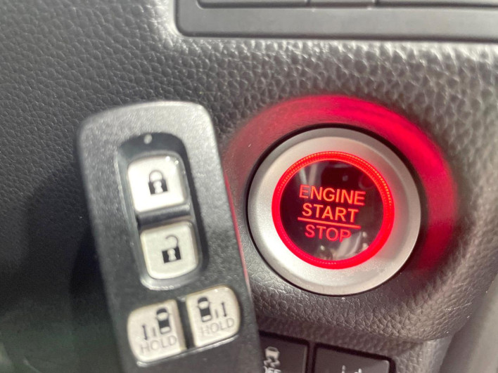 2018 Honda N-BOX CUSTOM DBA-JF3 (UW-69f6bc29a1121)[22]