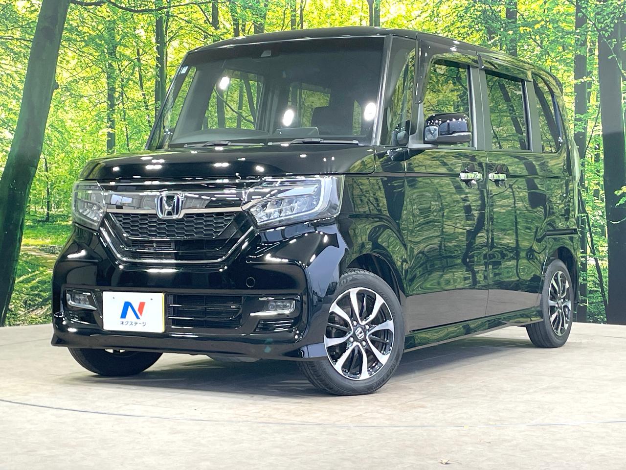 2018 Honda N-BOX CUSTOM DBA-JF3