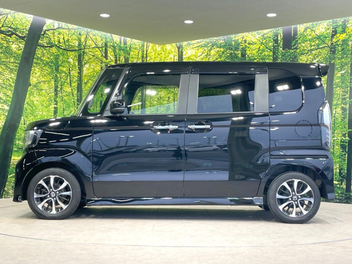 2018 Honda N-BOX CUSTOM DBA-JF3 (UW-69f6bc29a1121)[5]