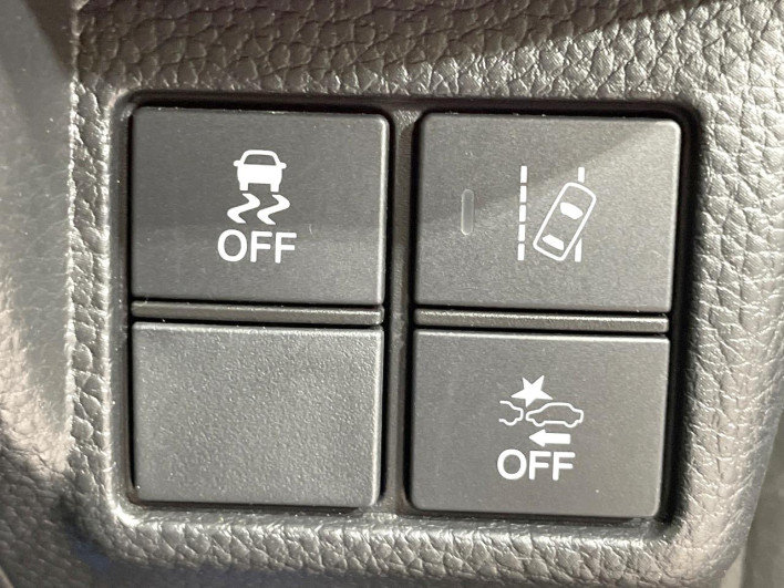 2018 Honda N-BOX CUSTOM DBA-JF3 (UW-69f6bc29a1121)[23]
