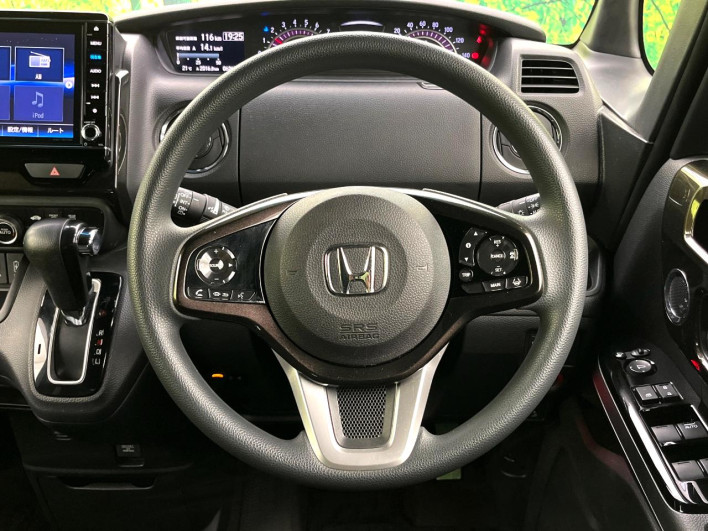 2018 Honda N-BOX CUSTOM DBA-JF3 (UW-69f6bc29a5f12)[13]