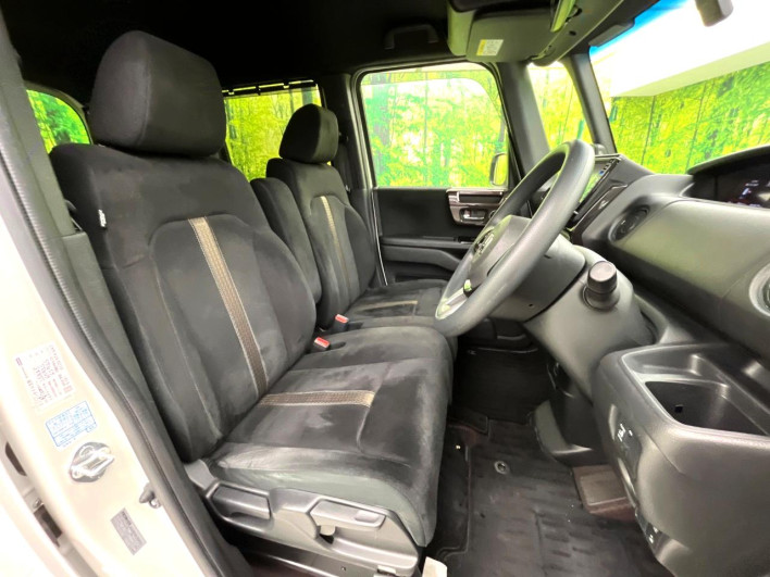 2018 Honda N-BOX CUSTOM DBA-JF3 (UW-69f6bc29a5f12)[23]