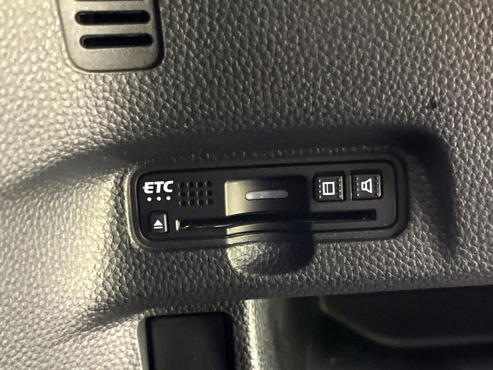 2018 Honda N-BOX CUSTOM DBA-JF3 (UW-69f6bc29a5f12)[10]