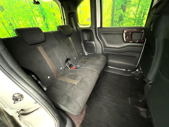 2018 Honda N-BOX CUSTOM DBA-JF3 (UW-69f6bc29a5f12)[26]