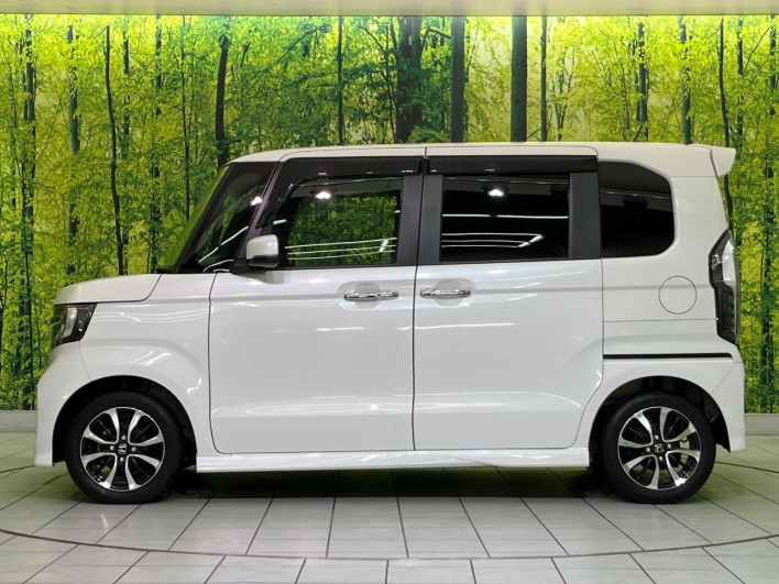 2019 Honda N-BOX CUSTOM DBA-JF3 (UW-69f6bc2ac079a)[13]