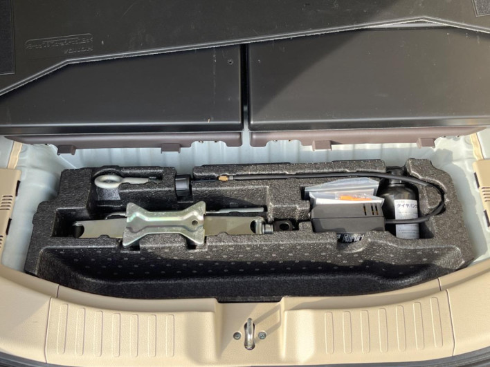 2019 Honda N-BOX 6BA-JF3 (UW-69f6bc2be47a6)[22]