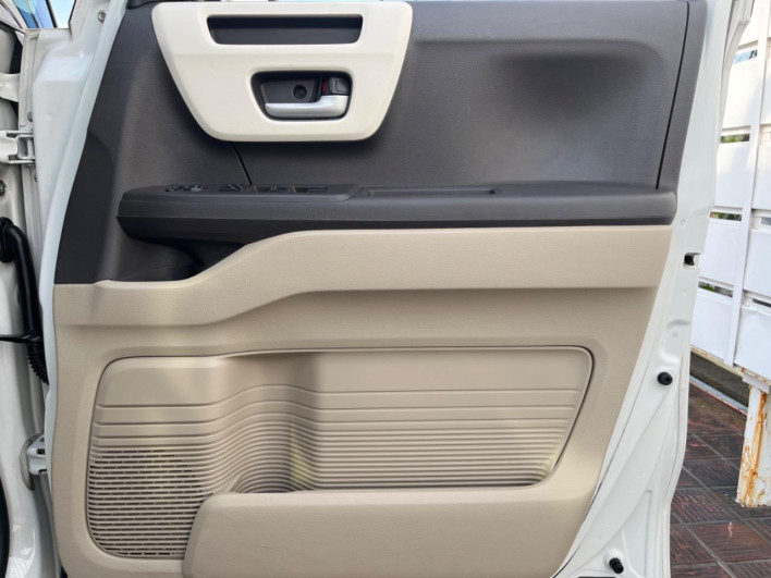 2019 Honda N-BOX 6BA-JF3 (UW-69f6bc2be47a6)[29]