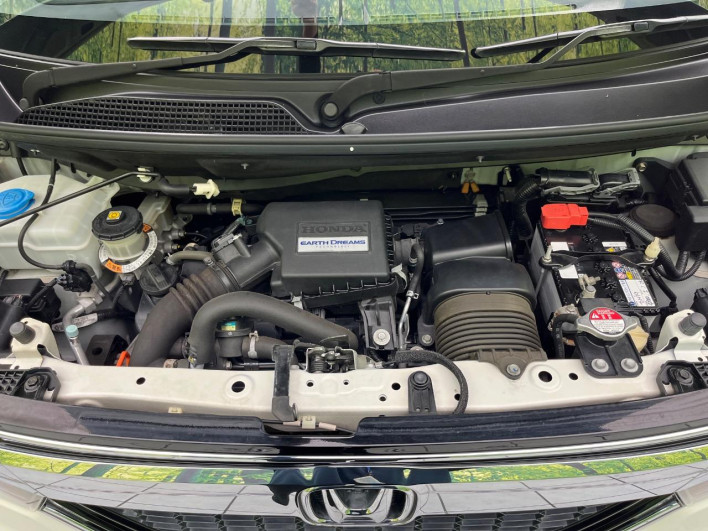 2018 Honda N-BOX CUSTOM DBA-JF3 (UW-69f6bc2d169af)[4]