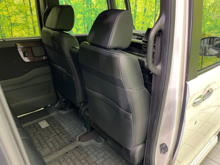 2018 Honda N-BOX CUSTOM DBA-JF3 (UW-69f6bc2d169af)[26]