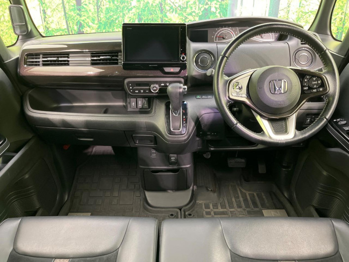 2018 Honda N-BOX CUSTOM DBA-JF3 (UW-69f6bc2d169af)[28]