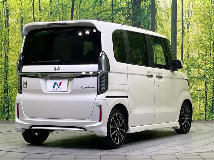 2018 Honda N-BOX CUSTOM DBA-JF3 (UW-69f6bc2d169af)[9]