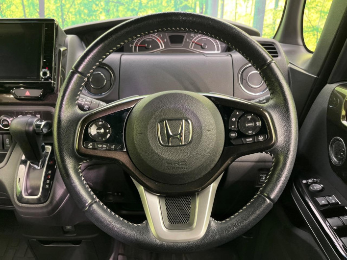2018 Honda N-BOX CUSTOM DBA-JF3 (UW-69f6bc2d169af)[29]