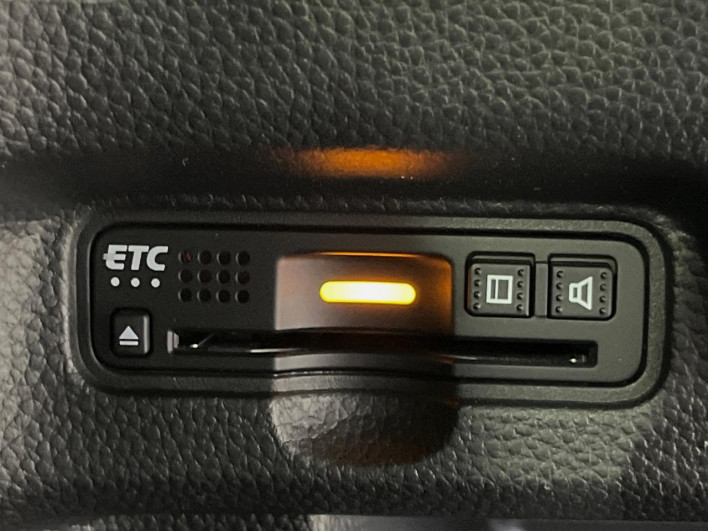 2018 Honda N-BOX CUSTOM DBA-JF3 (UW-69f6bc2d32368)[27]