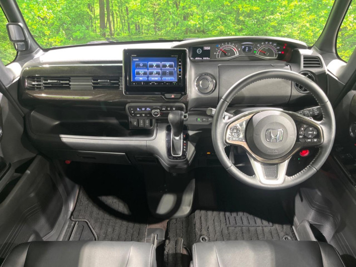 2019 Honda N-BOX CUSTOM DBA-JF3 (UW-69f6bc2d9a575)[26]