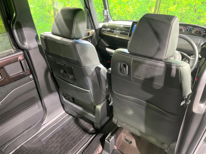 2019 Honda N-BOX CUSTOM DBA-JF3 (UW-69f6bc2d9a575)[28]