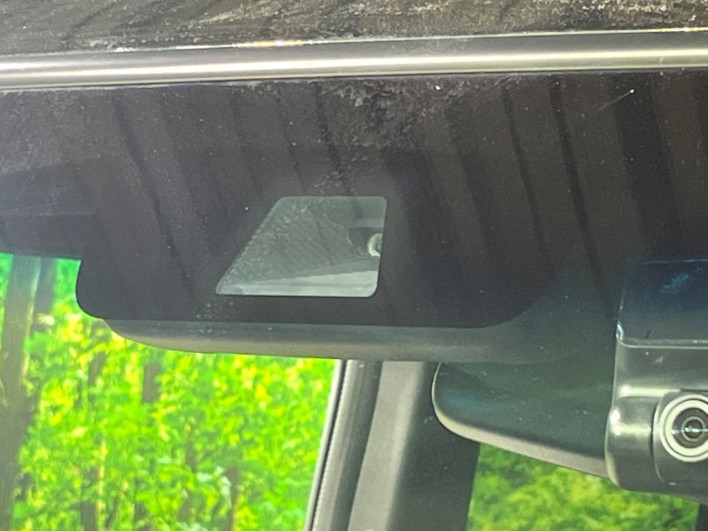 2019 Honda N-BOX CUSTOM DBA-JF3 (UW-69f6bc2d9a575)[5]
