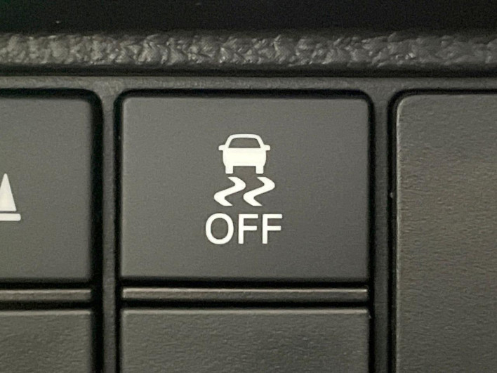 2021 Honda N-BOX CUSTOM 6BA-JF3 (UW-69f6bc2f65c79)[28]