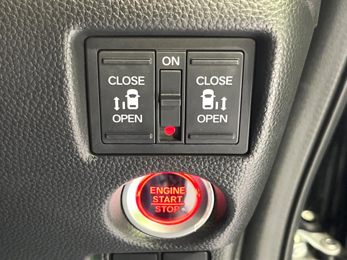 2023 Honda N-BOX CUSTOM 6BA-JF3 (UW-69f6bc2fe2a55)[21]