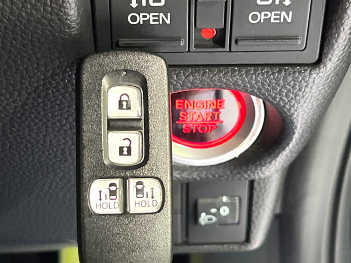 2023 Honda N-BOX CUSTOM 6BA-JF3 (UW-69f6bc2fe2a55)[8]