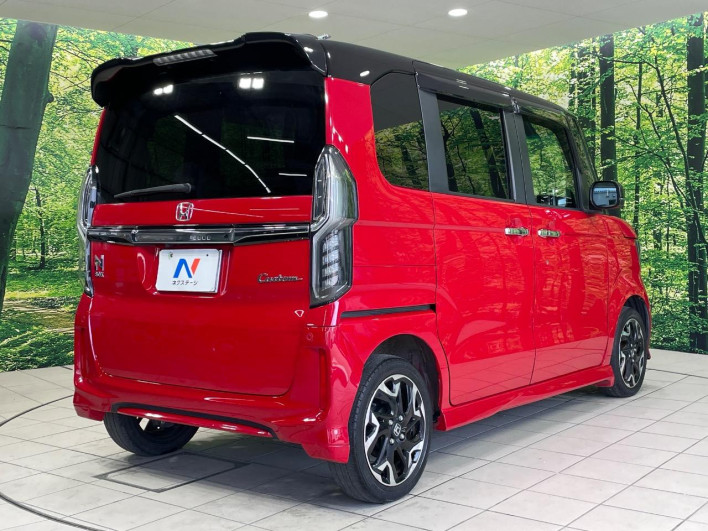 2019 Honda N-BOX CUSTOM DBA-JF4 (UW-69f6bc336115f)[16]