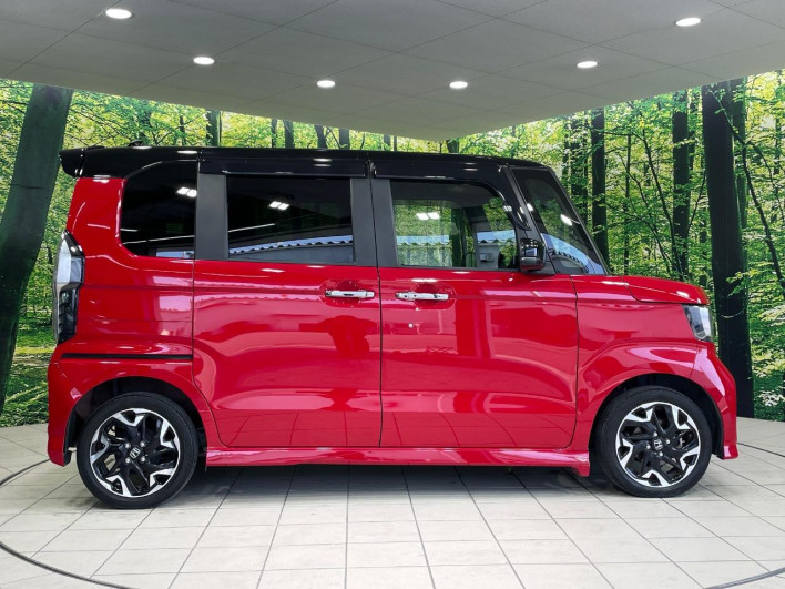 2019 Honda N-BOX CUSTOM DBA-JF4 (UW-69f6bc336115f)[17]