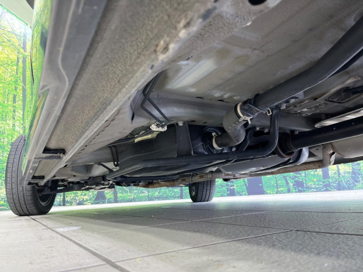 2019 Honda N-BOX CUSTOM DBA-JF4 (UW-69f6bc336f6b5)[22]