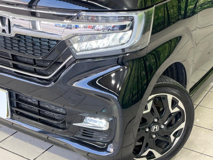 2019 Honda N-BOX CUSTOM DBA-JF4 (UW-69f6bc336f6b5)[11]