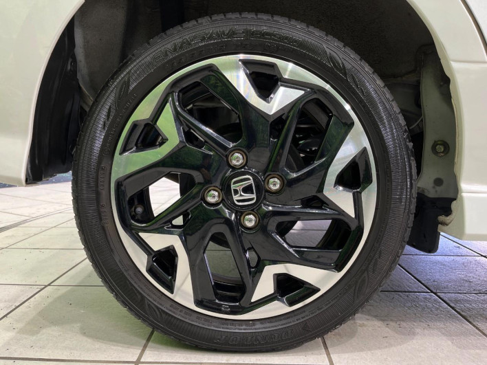 2019 Honda N-BOX CUSTOM DBA-JF4 (UW-69f6bc3406e08)[11]