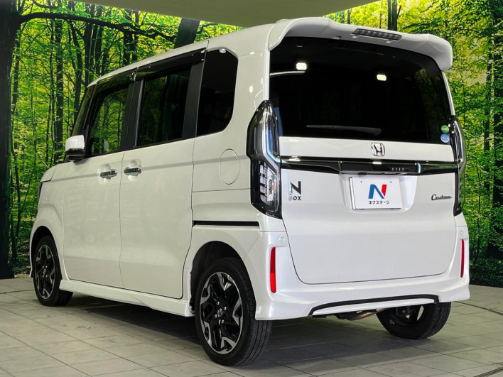 2019 Honda N-BOX CUSTOM DBA-JF4 (UW-69f6bc3406e08)[19]