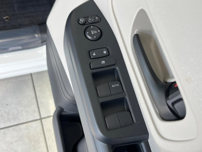 2024 Honda N-BOX 6BA-JF5 (UW-69f6bc365cb3f)[26]