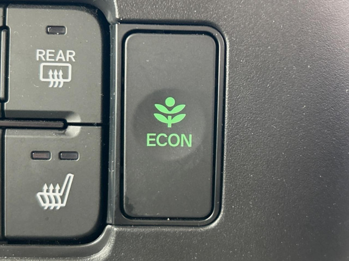 2024 Honda N-BOX 6BA-JF5 (UW-69f6bc372a5c2)[29]