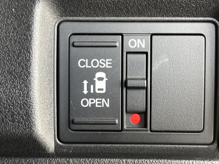 2024 Honda N-BOX CUSTOM 6BA-JF5 (UW-69f6bc37b9aee)[28]