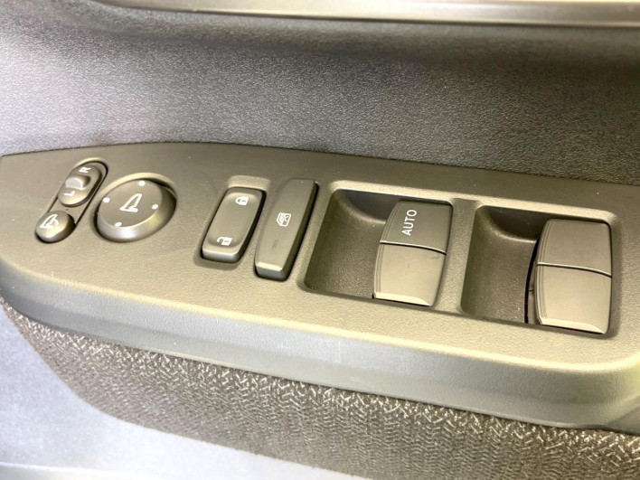 2024 Honda N-BOX CUSTOM 6BA-JF5 (UW-69f6bc39ba9e4)[10]