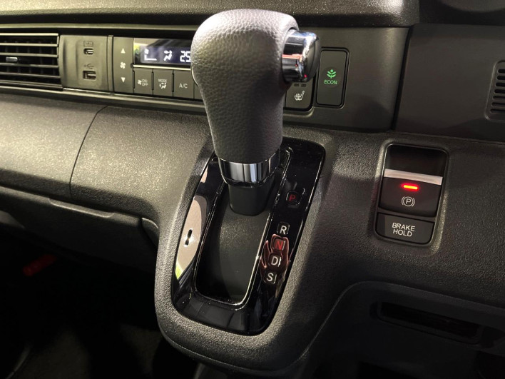 2024 Honda N-BOX CUSTOM 6BA-JF5 (UW-69f6bc3aaabfe)[10]
