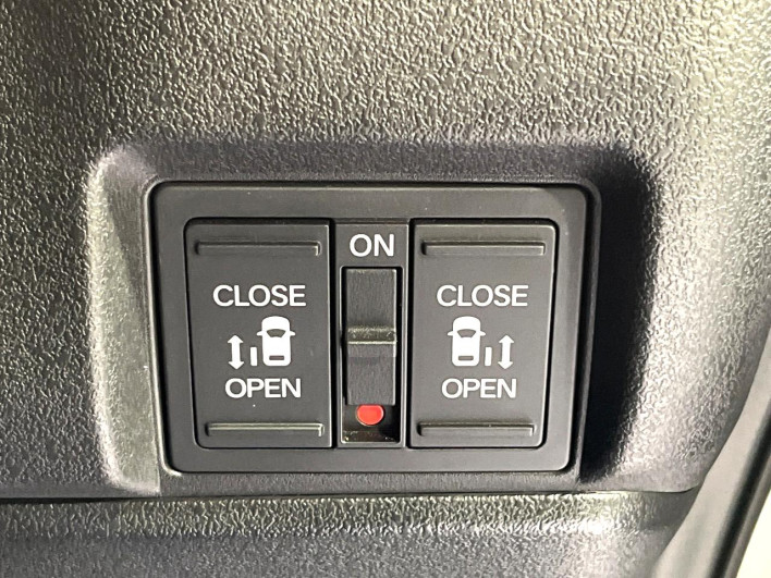 2024 Honda N-BOX CUSTOM 6BA-JF5 (UW-69f6bc3aaabfe)[19]
