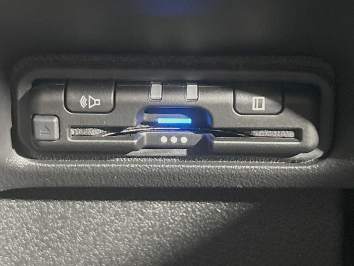 2025 Honda N-BOX CUSTOM 6BA-JF5 (UW-69f6bc3ad1cfa)[27]