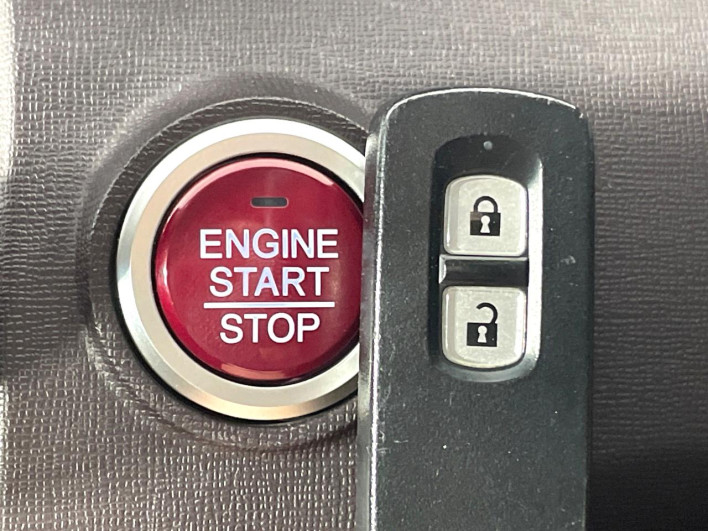 2013 Honda N-ONE DBA-JG1 (UW-69f6bc3c25bd5)[19]