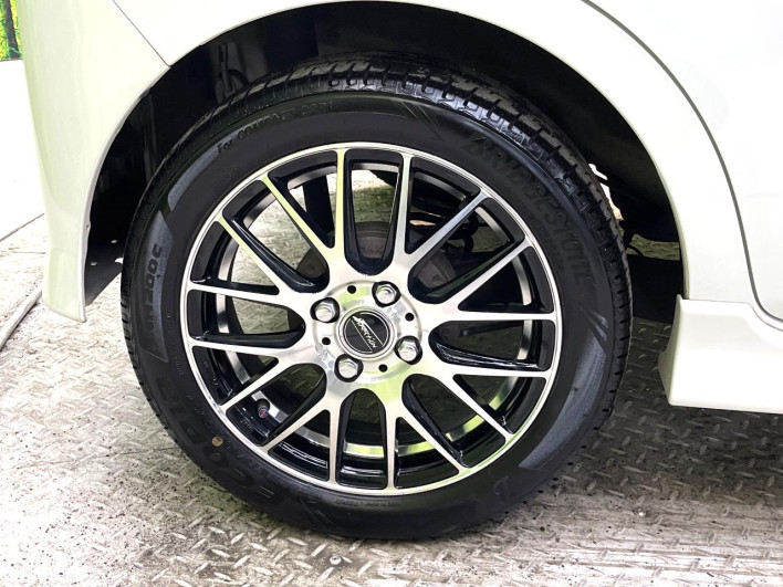 2011 Daihatsu Tanto CBA-L375S (UW-69f6bc4a4df7c)[25]
