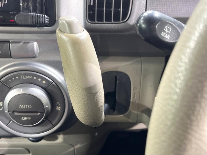 2013 Daihatsu Tanto DBA-L375S (UW-69f6bc4a8cf9c)[12]