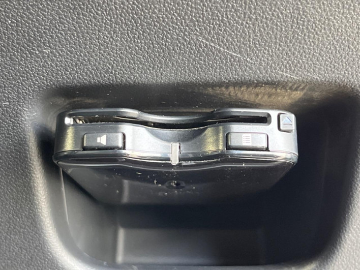 2015 Daihatsu Cast DBA-LA250S (UW-69f6bc4edb19e)[27]