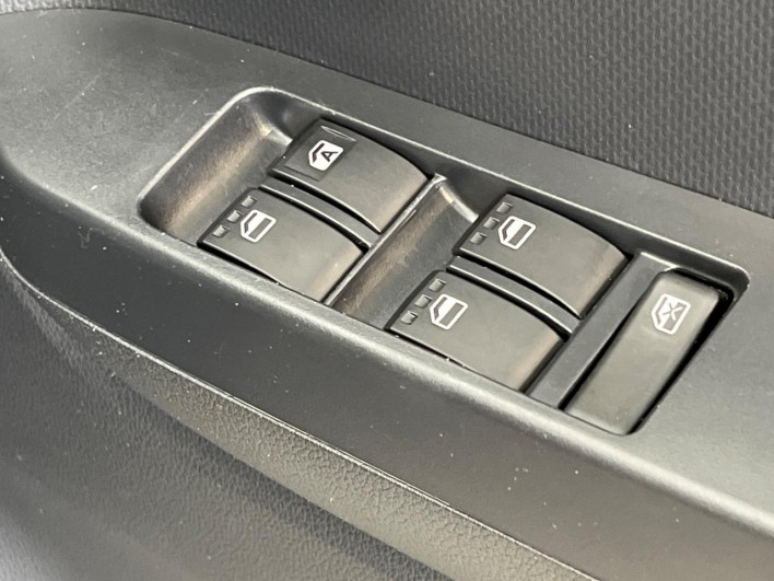 2020 Toyota Pixis Epoch 5BA-LA350A (UW-69f6bc50d4e1d)[21]