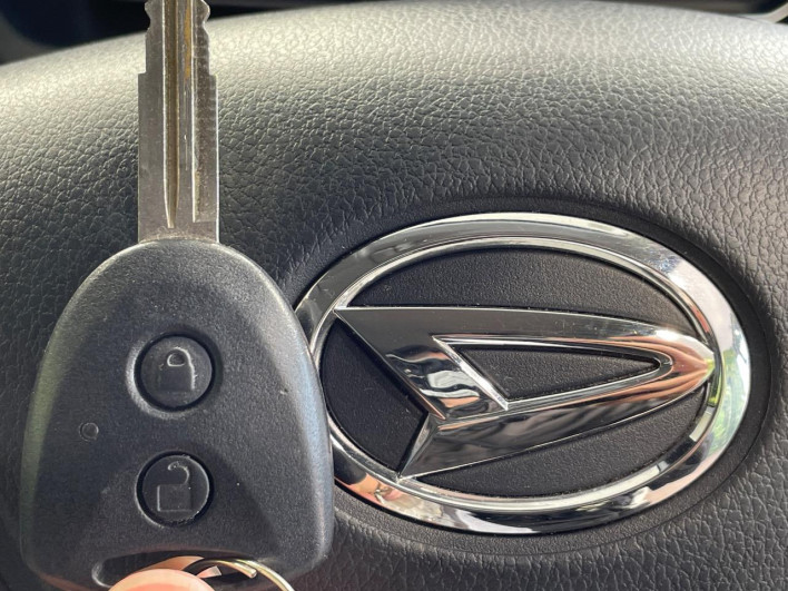 2018 Daihatsu Mirai Ease DBA-LA350S (UW-69f6bc5261e8a)[17]