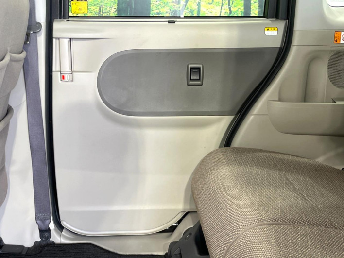 2016 Daihatsu Tanto DBA-LA600S (UW-69f6bc5ab8c4b)[9]