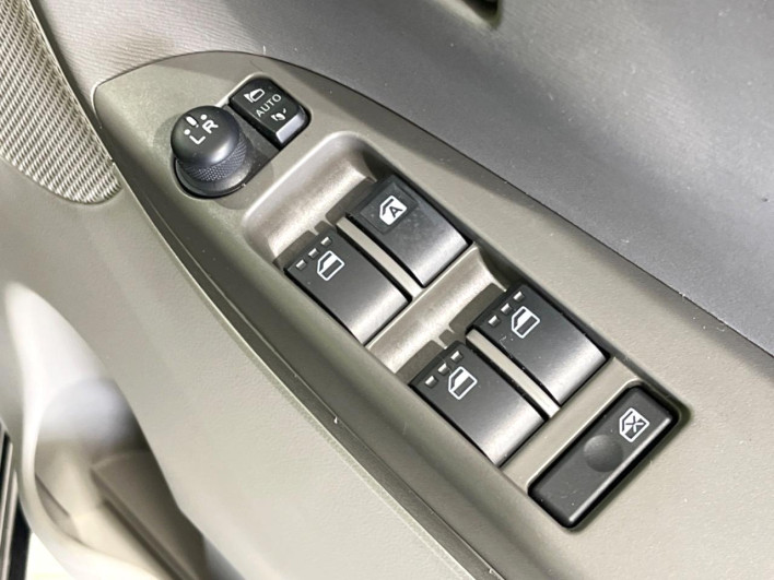 2016 Daihatsu Tanto DBA-LA600S (UW-69f6bc5ab8c4b)[27]