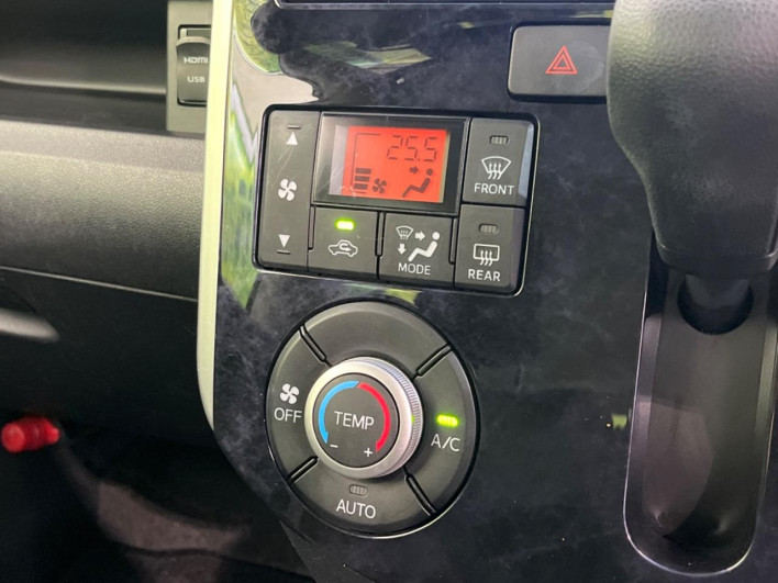 2017 Daihatsu Tanto DBA-LA600S (UW-69f6bc5cc9b36)[20]