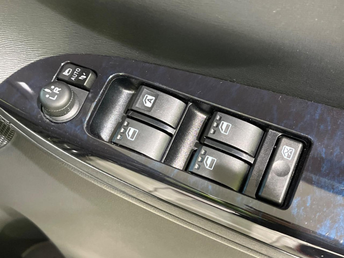2018 Daihatsu Tanto DBA-LA610S (UW-69f6bc5f5acb9)[10]