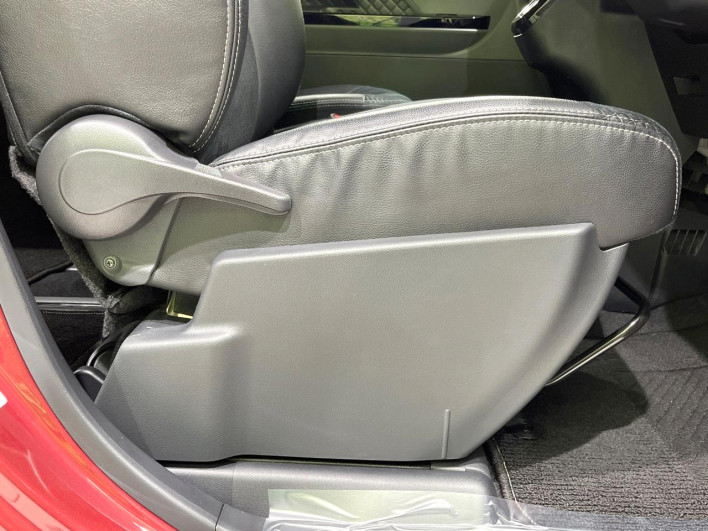 2019 Daihatsu Tanto 6BA-LA650S (UW-69f6bc5f7c17d)[22]
