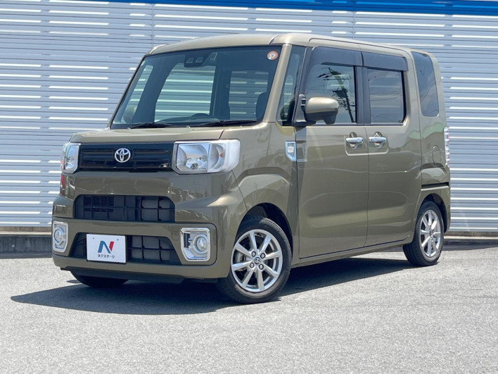 2022 Toyota Pixis Mega 4BA-LA700A (UW-69f6bc65ce61d)[0]